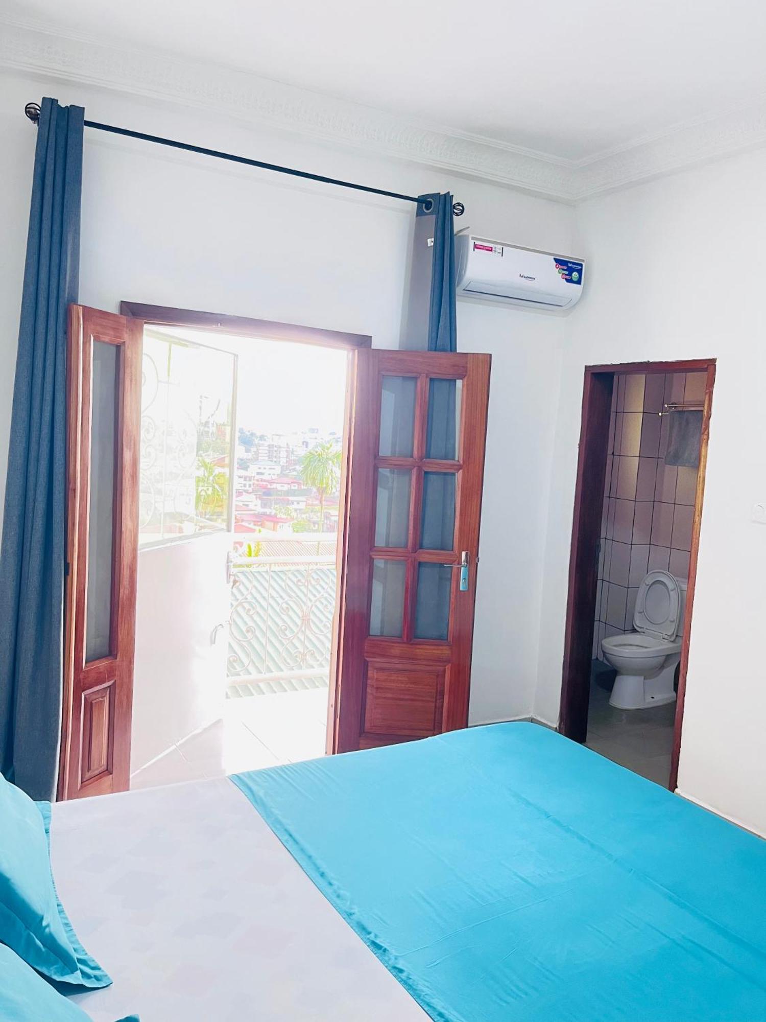 Appartements Modernes, Wifi, Tv - Yaounde, Omnisports Exterior photo